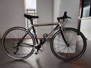 (Category: ) located in . Submitted by bikefleet (Listing ID 1405385742, Image 1). Description: .