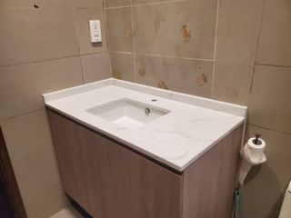 (Category: ) located in . Submitted by directkitchentop (Listing ID 1405358432, Image 1). Description: .