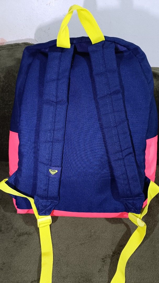 Roxy Backpack (Category: Backpacks) located in Manila. Submitted by xtinamendo00659 (Listing ID 1405491755, Image 2). Description: pre loved.
