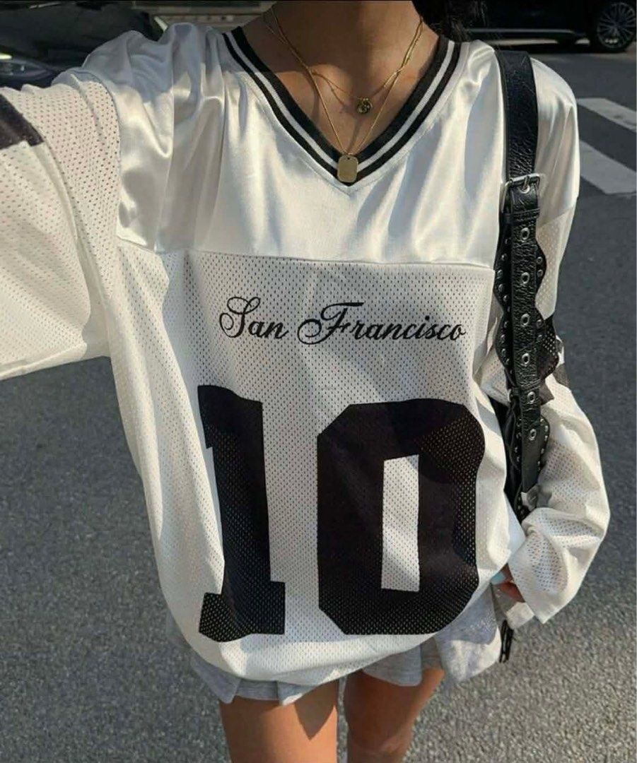 San Francisco long sleeve tee body tea (Category: Longsleeves) located in Manila. Submitted by milkydeclutters (Listing ID 1405443580, Image 1). Description: .