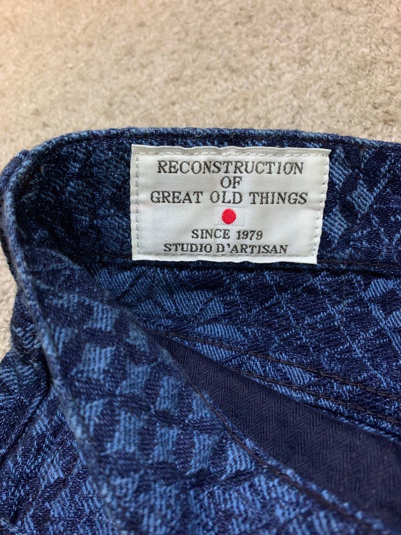 Studio D’ Artisan Kiriko Denim (Category: Jeans) located in Sungai Petani. Submitted by abusons (Listing ID 1405514422, Image 3). Description: Universal Zipper , Kentucky Usa Kaki Asal Jahit Rantai , Cukup Sifat Pinggang - 34 Labuh - 38 Cawat - 11 Paha - 12 Kaki - 7.