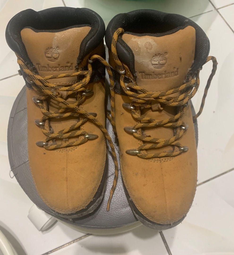Timberland Euro Sprint Hiker (Category: Casual Shoes) located in Marikina City. Submitted by shek_out (Listing ID 1405399822, Image 2). Description: Once used No damage Looks new but Need wash/cleaning Size: US4 UK35 EU36 JP22.5 CN225 RFS: outgrown .