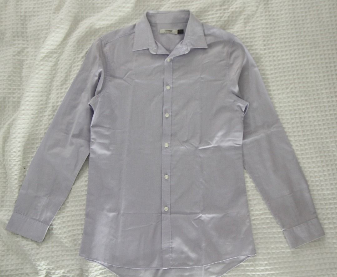 Topman Long Sleeve Shirt (Category: Tshirts & Polo Shirts ) located in Manila. Submitted by rossctori (Listing ID 1405351900, Image 1). Description: Topman long-sleeved shirt. Light purple color. Dimensions Chest: 45 cm Length: 70 cm ____ B-03.