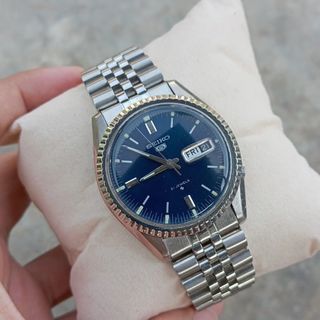 (Category: ) located in . Submitted by watchcycle6100 (Listing ID 1405352614, Image 1). Description: .