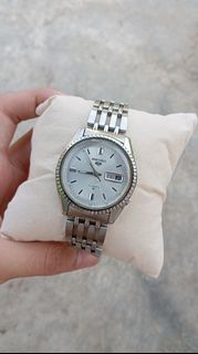 (Category: ) located in . Submitted by watchcycle6100 (Listing ID 1405352811, Image 1). Description: .