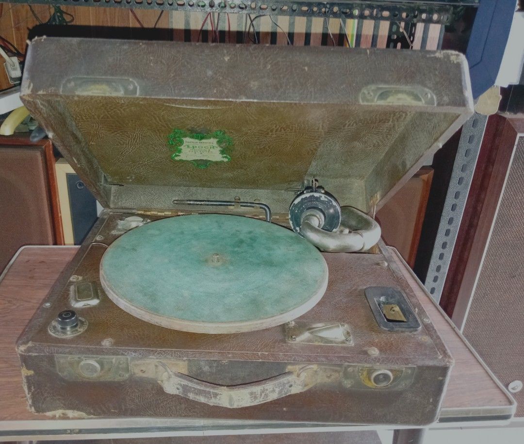 Vintage Gramaphone (Category: Soundbars, Speakers & Amplifiers) located in Manila. Submitted by josephzila93964 (Listing ID 1405361631, Image 3). Description: For sale Gramaphone Php. 6,000 only Selling As Is ,❗❗❗ 19th Century Gramophone Super Vintage Complete parts Ayaw na umikotedyo mabigat For display or restoration.