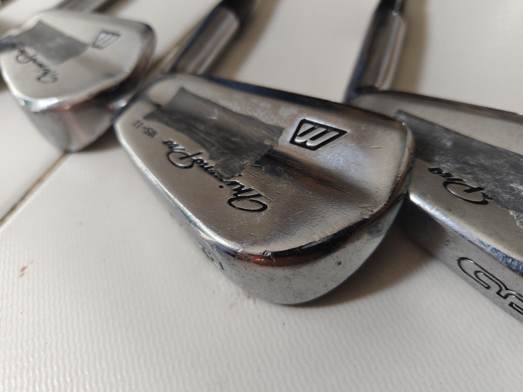 Wilson Staff Tour Blade Pro Golf Irons (Category: Golf) located in Manila. Submitted by babz30261 (Listing ID 1405400096, Image 3). Description: - Wilson Staff Tour Blade Pro golf irons - Silver finish - Black grips - Includes multiple irons.