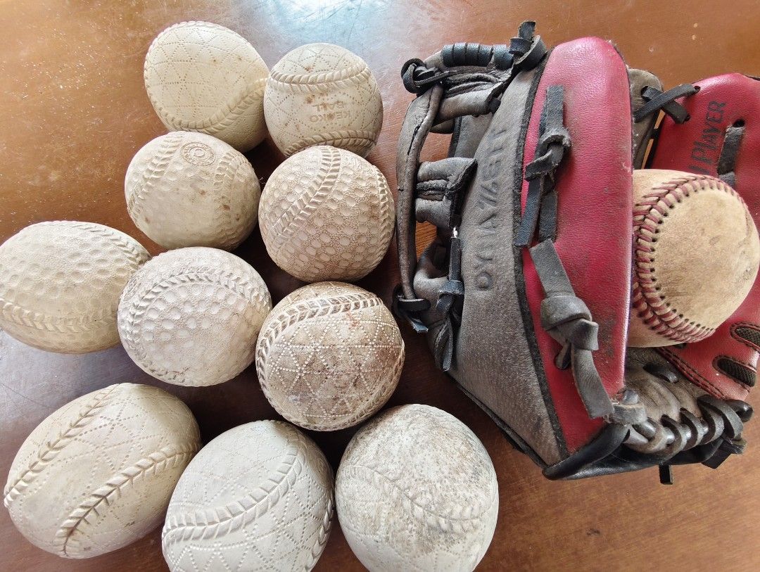 ZETT Baseball Glove and Baseball Set (Category: Other Sports Equipment and Supplies) located in Manila. Submitted by babz30261 (Listing ID 1405399742, Image 2). Description: baseball with gloves ASPACK Zett gloves 9 480 only ASPACK we deliver nationwide Thnkyou 🥰 .