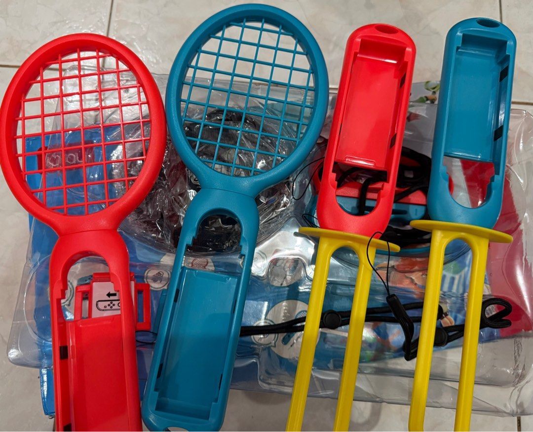 10 in 1 Nintendo Switch Game Accessories (Category: Controllers) located in Pasay City. Submitted by superdarcy (Listing ID 1405534506, Image 1). Description: Declutter .
