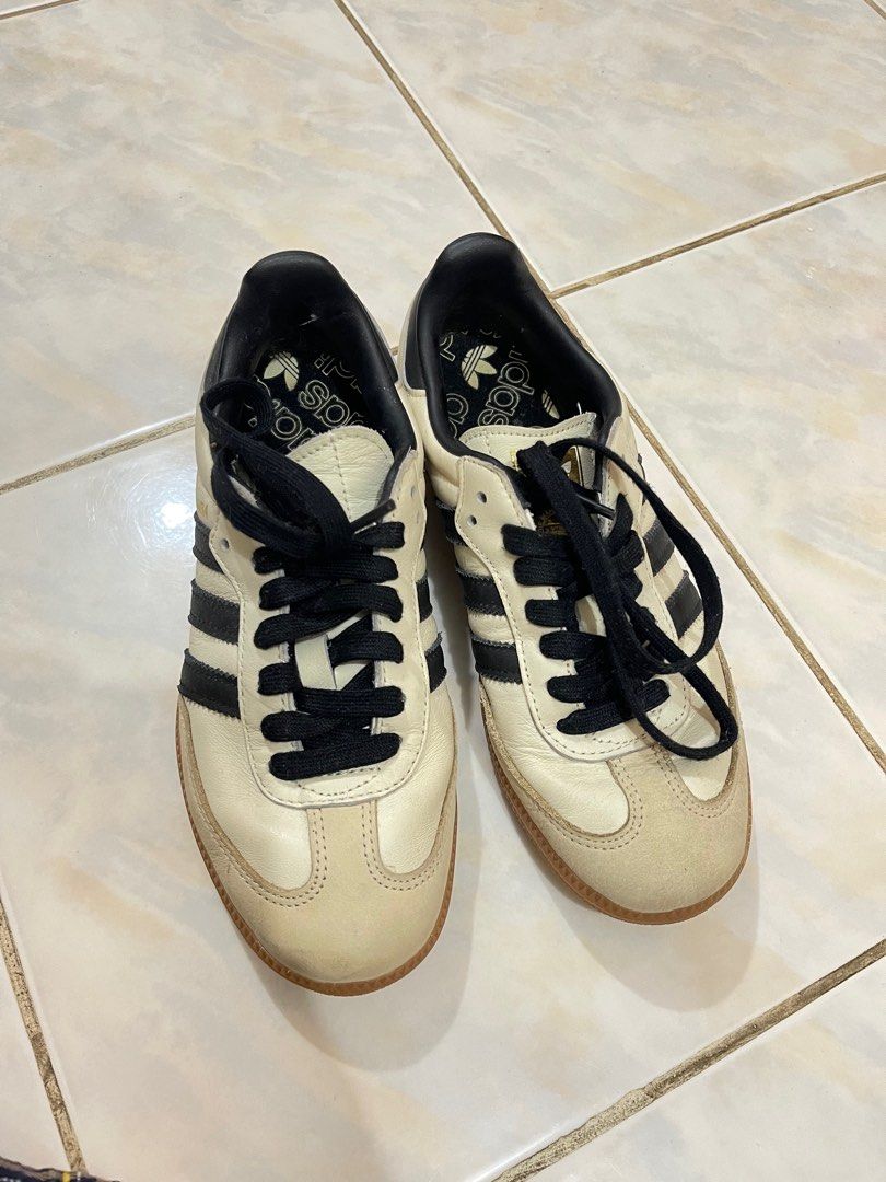 Adidas Samba OG Shoes (Category: Sneakers) located in Daraga. Submitted by freestyleselections (Listing ID 1405679313, Image 1). Description: - Adidas Samba OG - Cream upper with black accents - US size 6 - Made in Vietnam - Features iconic three stripes - Shows wear on soles - Adidas logo on insole - Black laces Store bought Only used few times Rfs: pandagdag pambiki ng bagong shoes.