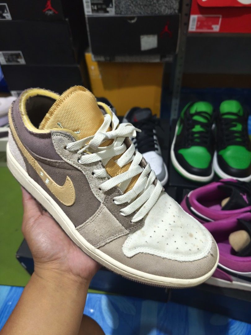 Air Jordan 1 Low ( Used Pairs) (Category: Sneakers) located in Manila. Submitted by brts_27 (Listing ID 1405543227, Image 2). Description: Selling Used Pairs !! All good Condition. With OG Box All SIZE 9.5 men 📌 📌 J1 Low SE Craft - 2,350 LeBron Next Gen - 2,500.00 Jordan 11 Cool Grey - 4,800.00 J1 Low SE Fuchsia Pink - 2,350.00 J1 Low Univ Blue - 2,650.00 J1 Low Royal Toe - 2,500.00 J1 Low Pollen - 2,500.00 J1 Low Light Smoke Grey - 2,800.00 J1