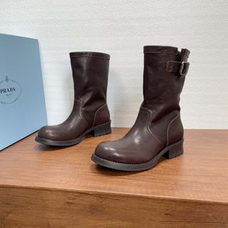 (Category: ) located in . Submitted by fashion.luxe (Listing ID 1405683006, Image 1). Description: .