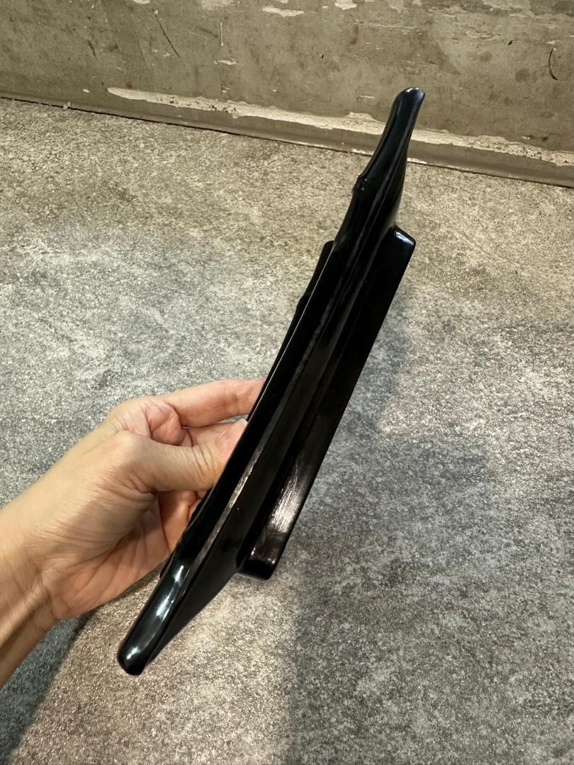 Black Rectangular Serving Plate (Category: Dinnerware & Cutlery) located in Kuala Lumpur. Submitted by dodi_morron (Listing ID 1405571664, Image 2). Description: Selling for black plate rm 5/pcs have 5 pcs White rectangular rm 5/ pc have 5 pcs Oval plate rm 10/pcs total have 40 pcs.