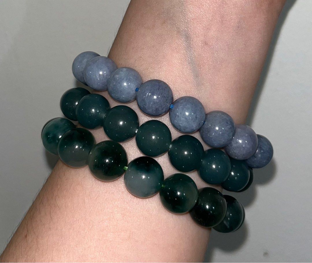 Blue water Jadeite bracelet FREE SHIP! (Category: Bracelets) located in Alcala. Submitted by cheskadee_ (Listing ID 1405590524, Image 1). Description: Very good quality real jadeite bracelet 700 take all! FREE SHIP NAPO.