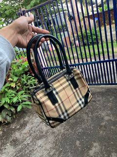(Category: ) located in . Submitted by domingthriftclothes (Listing ID 1405623734, Image 1). Description: .