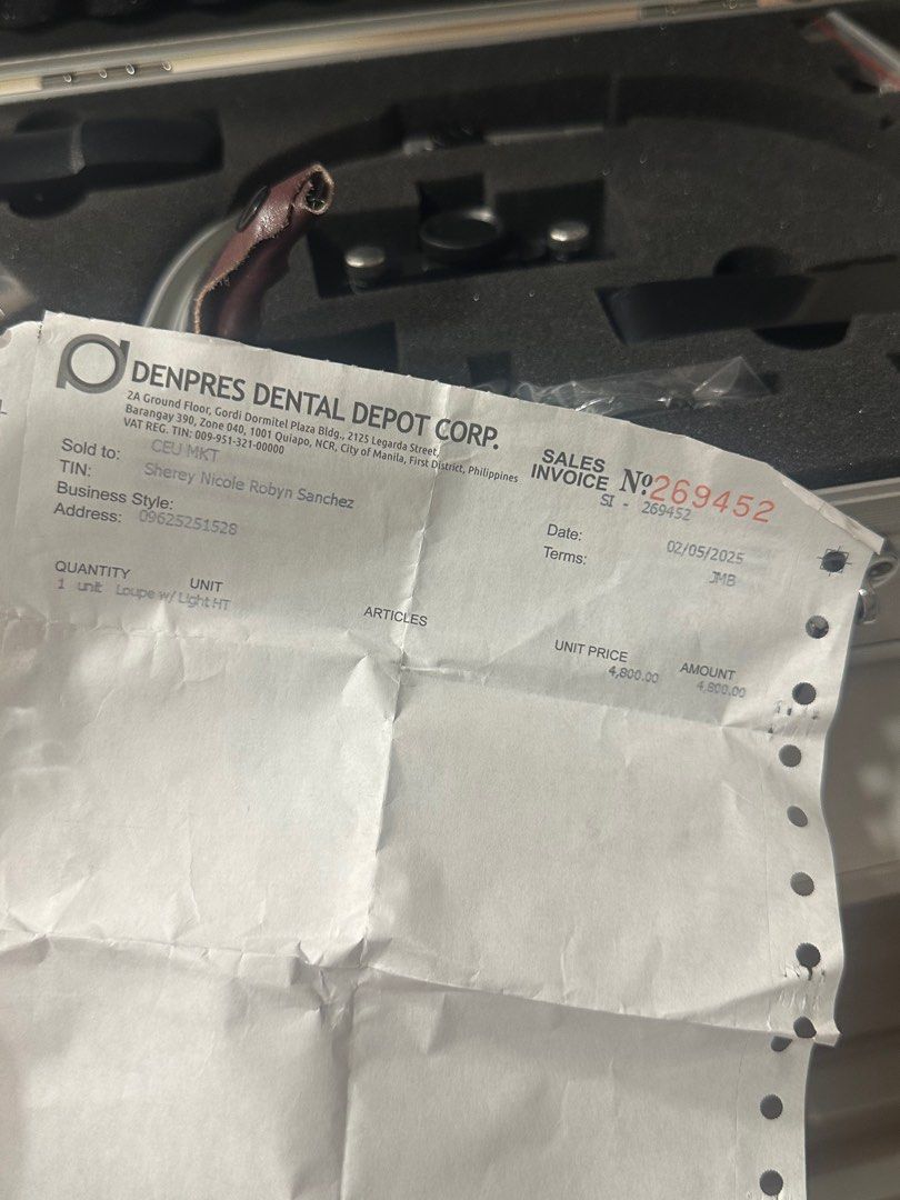 Dental Loupes with Light from Denpres (Category: Medical Supplies & Tools) located in Taguig. Submitted by dentisimo (Listing ID 1405668924, Image 3). Description: Bought for 4,800 - slight nego Rfs: need funds.