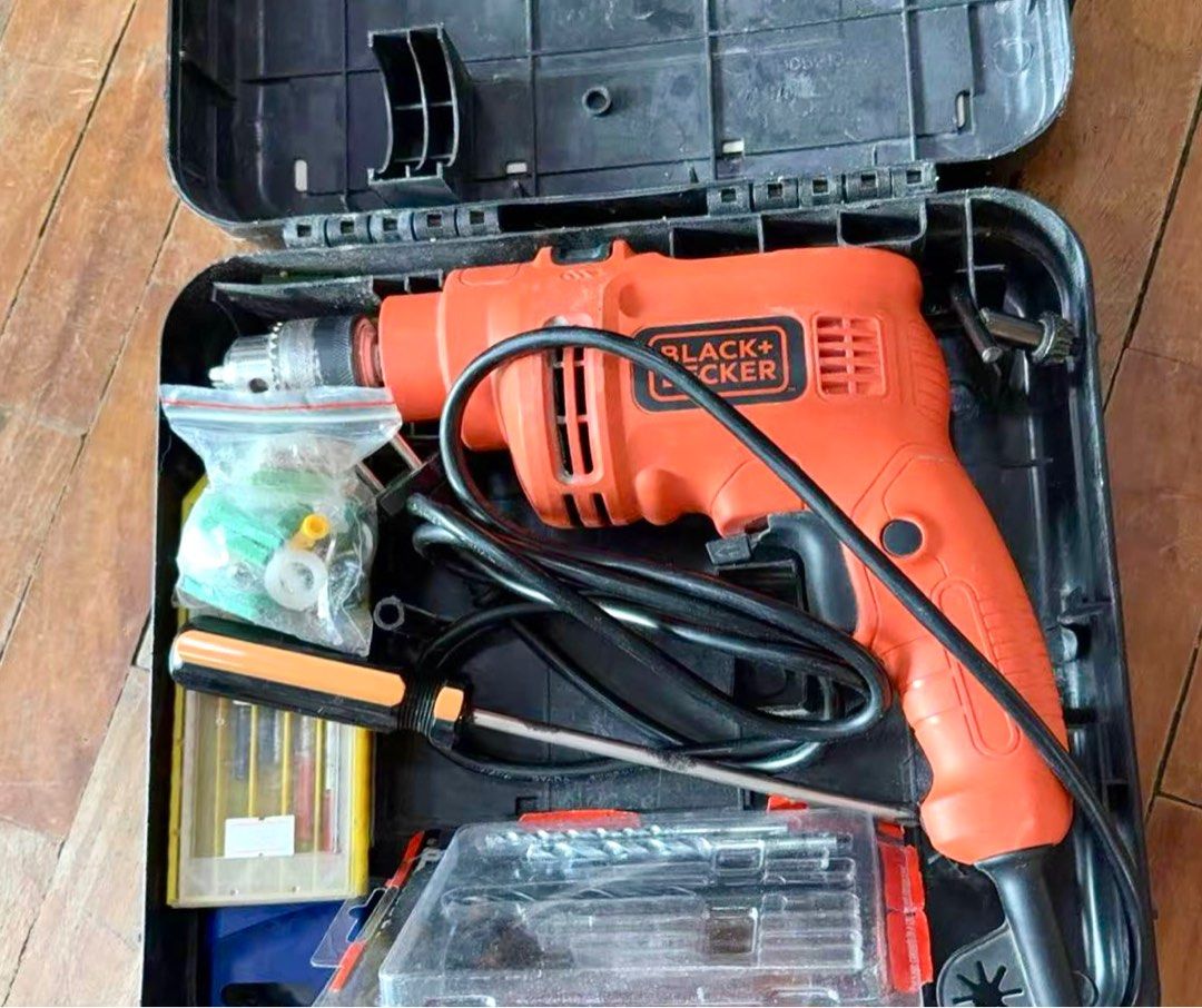 Electric Drill (Category: Construction Tools & Equipment) located in Makati City. Submitted by mikeebwb (Listing ID 1405564074, Image 1). Description: Electric Drill NO any Issue NO Any damage Can send videos to prove !.