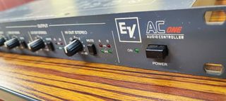 （分類：）位於 。 由 cyproaudio79038 提交（商品編號 1405632688，圖片 1）。簡介： 。
