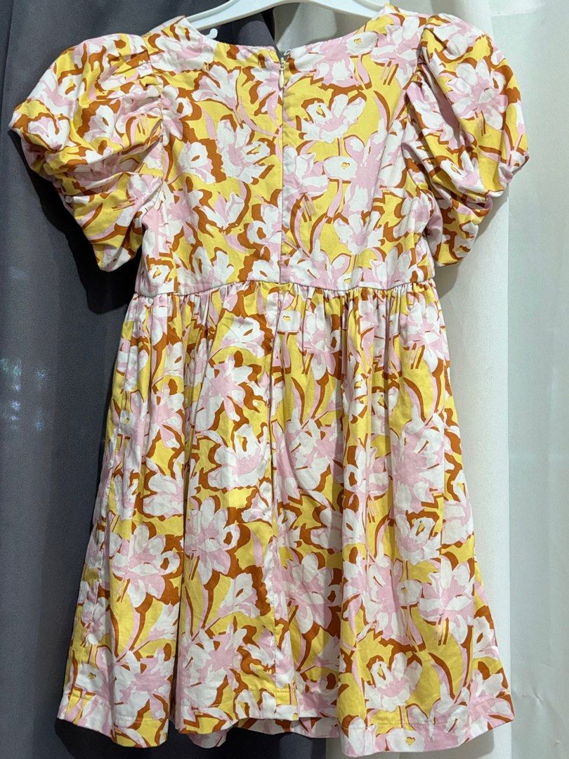 Gingersnaps Floral Dress - 8Y (Category: Babies & Kids Fashion) located in Cainta. Submitted by juviscloset (Listing ID 1405613764, Image 2). Description: Preloved Gingersnap Dress. Size : 8y (Fit po ito sa 4yrs old to 6yrs old. Medyo bitin na kasi ito sa anak ko 6yrs old tall) Used twice No flaws Selling for : 300+ sf ‼️Sf c/o buyer‼️ Courier :J&T, JRS Only or lalamove, grab sf c/o buyer. Mod : Gcash, Seabank,Gotyme Pm me for more details .