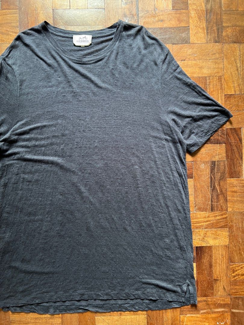Hermes linen tshirt (Category: Luxury Apparel) located in Quezon City. Submitted by raccoonfur (Listing ID 1405616605, Image 3). Description: 22.5x32.5in.