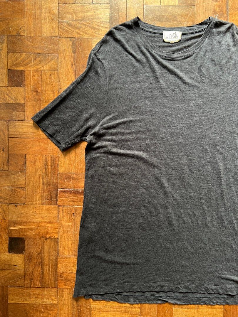 Hermes linen tshirt (Category: Luxury Apparel) located in Quezon City. Submitted by raccoonfur (Listing ID 1405616605, Image 2). Description: 22.5x32.5in.