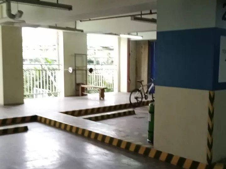 Kasara parking for rent (Category: Apartments & Condos) located in Mandaluyong City. Submitted by miguelmiguelmiguelmiguel (Listing ID 1405532023, Image 1). Description: Kasara condominium parking for rent, long term preferred. Direct to owner. .