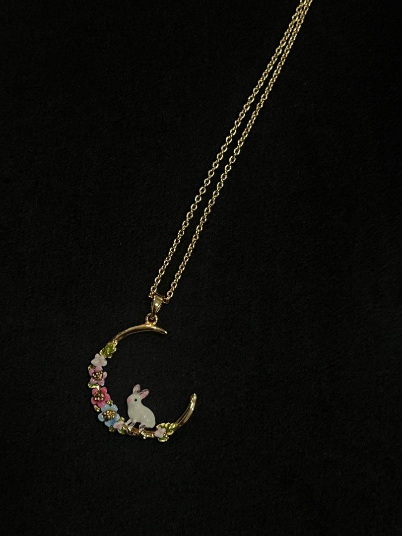 LES NEREIDES FLOWER RABBIT HOOP NECKLACE (Category: Necklaces) located in Cainta. Submitted by frannyyu (Listing ID 1405651232, Image 1). Description: - Haven’t been used - Dm for more photos and questions 💰: GCASH, BANK TRANSFER 🚚 : LALAMOVE, J&T, GRAB .