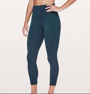 (Category: ) located in . Submitted by tooomanyclothes (Listing ID 1405650746, Image 1). Description: .