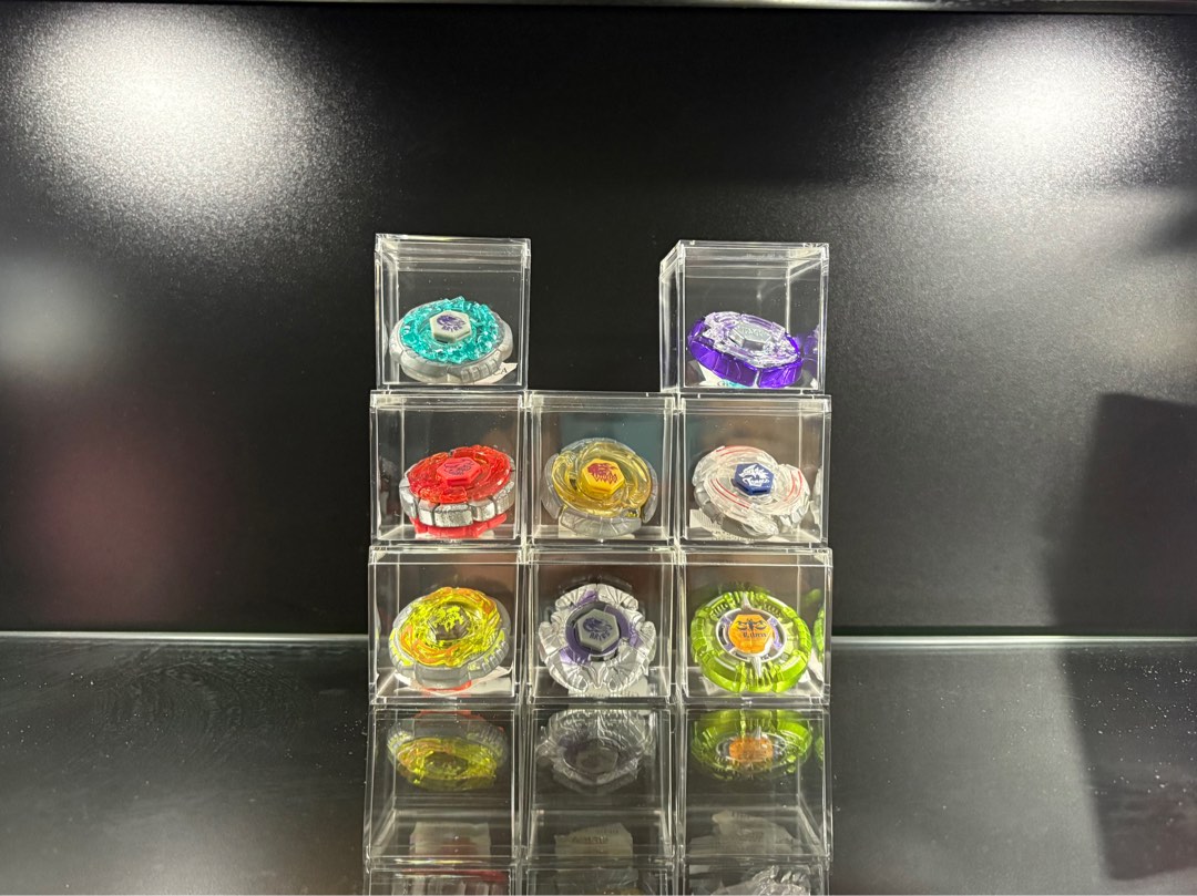 ‼️READ DESCRIPTION‼️ Metal Fight Beyblade Display Case, Hobbies & Toys ...