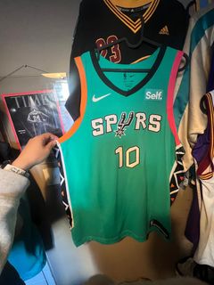（分類：）位於 。 由 lebronjim 提交（商品編號 1405623435，圖片 1）。簡介： 。