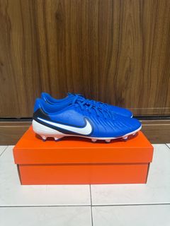 (Category: ) located in . Submitted by hypecheap (Listing ID 1405661530, Image 1). Description: .