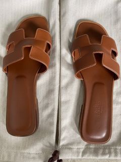 (Category: ) located in . Submitted by nyjcloset (Listing ID 1405542466, Image 1). Description: .