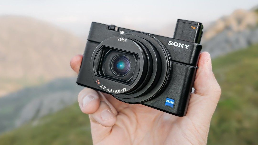 Sony RX100 M7 Digicam rental [Rent] [Rental], Hobbies & Toys, Travel ...