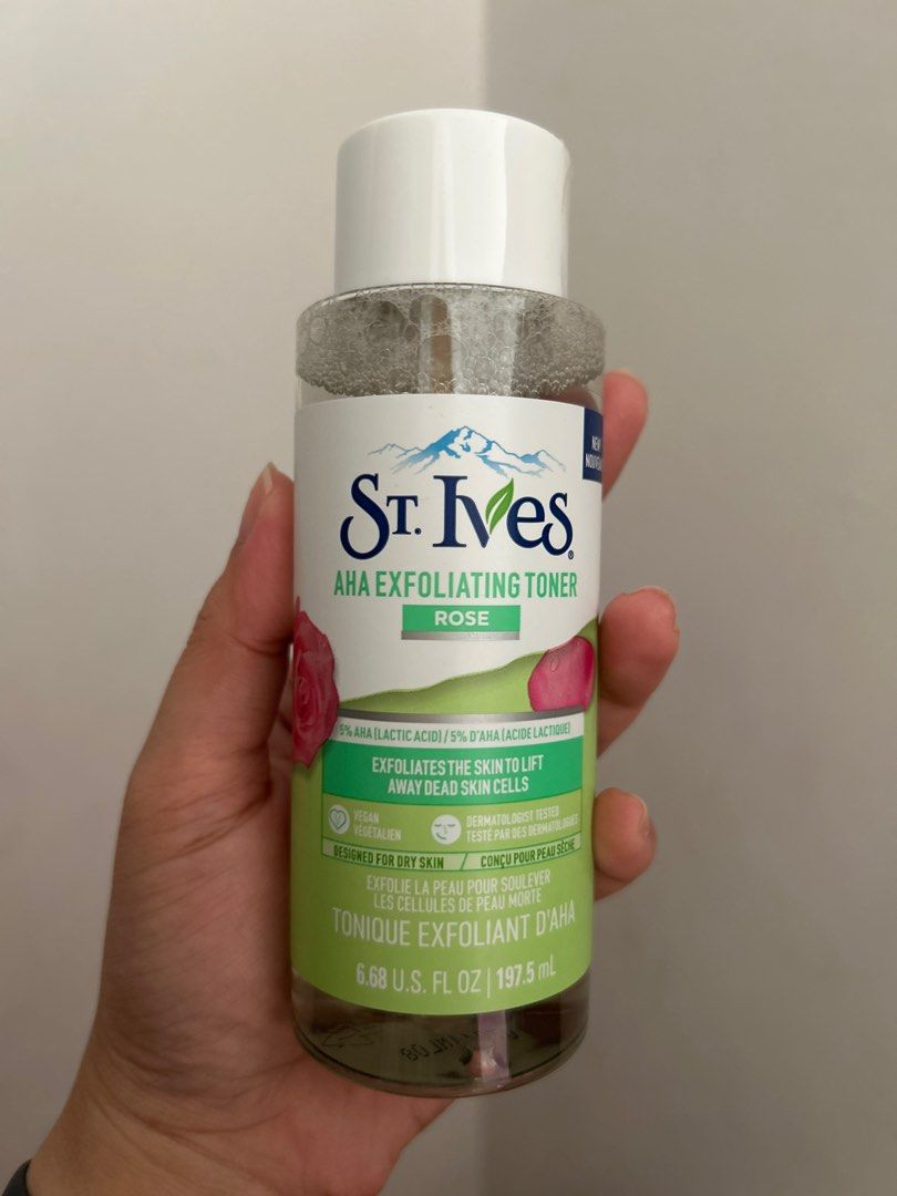 St. Ives AHA Exfoliating Toner - Rose (Category: Face Care) located in Imus. Submitted by m_fitness (Listing ID 1405572036, Image 1). Description: - St. Ives AHA Exfoliating Toner in Rose - Specifically formulated for dry skin - Contains 5% AHA Lactic Acid - Gently exfoliates to remove dead skin cells - Size: 197.5 ml .