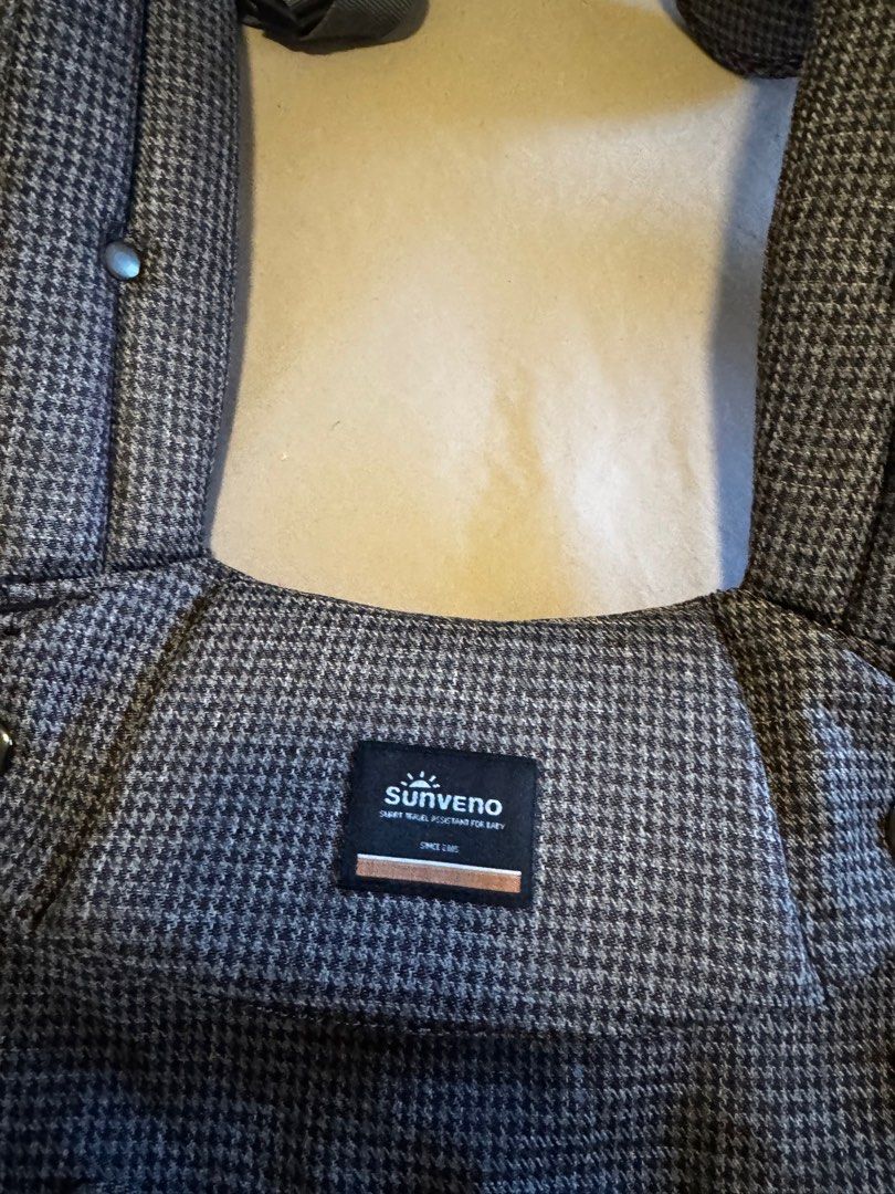 Sunveno Multifunctional Baby Carrier (Category: Carriers & Slings) located in Lucena. Submitted by dianneco (Listing ID 1405707648, Image 3). Description: .