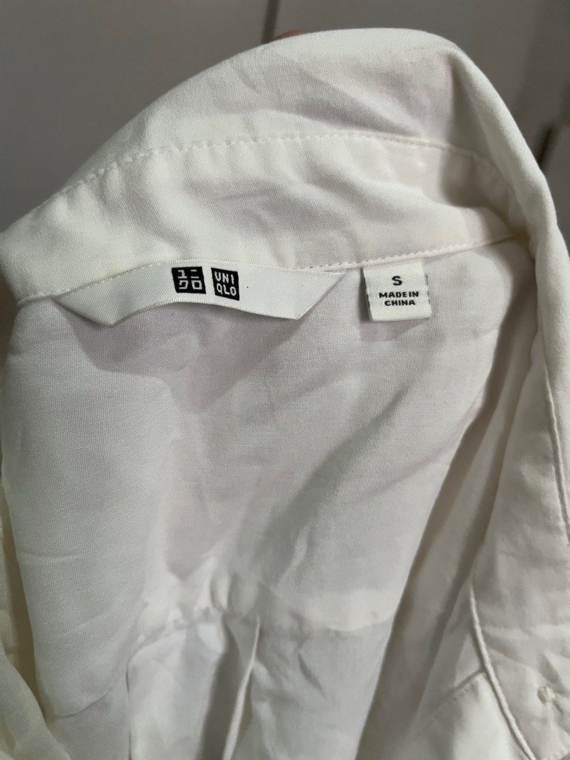 Uniqlo rayon long sleeve blouse (Category: Shirts) located in Batangas. Submitted by _azalea (Listing ID 1405590401, Image 3). Description: - Uniqlo white button-down shirt - Size: S - Perfect for casual and semi-formal occasions ⛔️No rush shipping ⛔️No return/exchange.