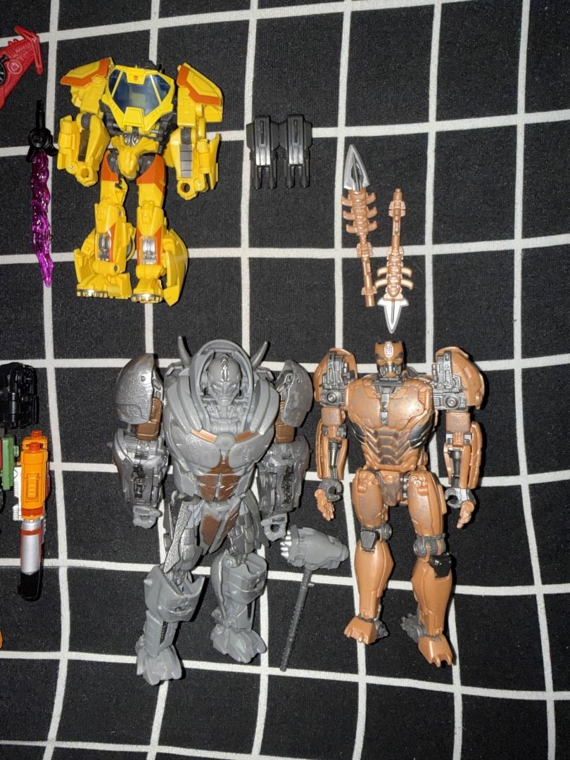 (PRICES UPDATED 11/26/25) Transformers Studio Series / WFC - BATCH SALE (Category: Figurines & Statues) located in Cavite. Submitted by ifonlyhanzw (Listing ID 1404858836, Image 3). Description: TRANSFORMERS STUDIO SERIES and WFC All Price: PHP5,000.00 (Negotiable, Offer your price.) (For Non-reserved) Includes: (All Back in Box) Studio Series 12 Brawl 07 - PHP1800 Studio Series Freezer ROTB - 500 Siege WFC Chromia - PHP800 Kingdom WFC Ultra Magn