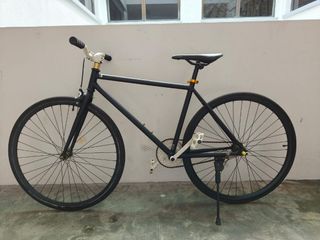 (Category: ) located in . Submitted by vgbike (Listing ID 1405573592, Image 1). Description: .