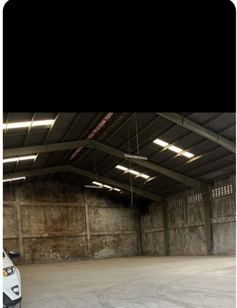 Warehouse For Sale (Category: Commercial) located in Manila. Submitted by happyowl_1fe268 (Listing ID 1405574033, Image 2). Description: Warehouse For Sale located at bocaue Bulacan brgy.Turo beside Railway Station.