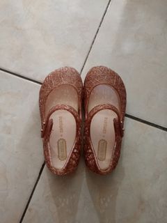 (Kategori: ) berada di . Dikirim oleh hanhan_stuff (ID iklan 1405721078, Gambar 1). Deskripsi: .