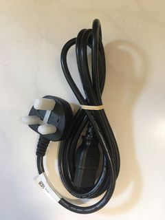 Power Cord440165375977072640