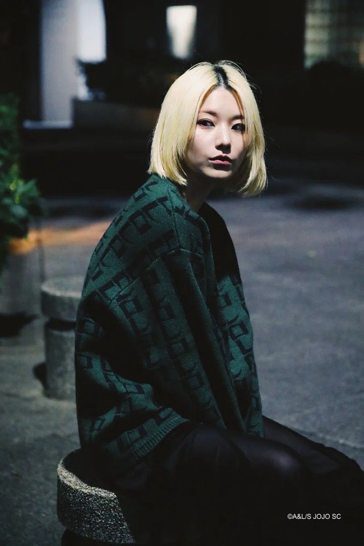 XRAGE联名JOJO花京院典明光柵提花毛衣, 女裝, 外套及戶外衣服- Carousell