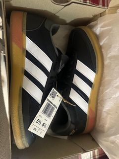 (Category: ) located in . Submitted by globetrotter1 (Listing ID 1405825155, Image 1). Description: .