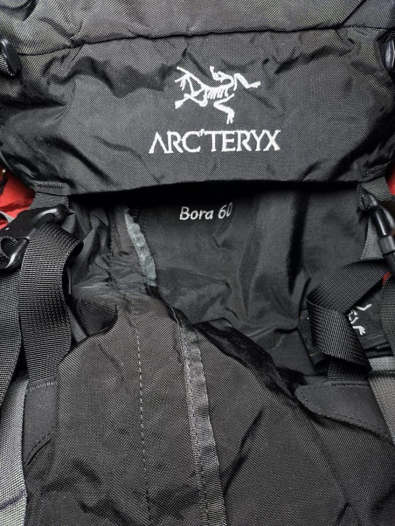ARCTERYX BORA 60 (Category: Backpacks) located in Manila. Submitted by rewearables.mnl (Listing ID 1405895424, Image 2). Description: FOR SALE : ARCTERYX BORA 60 CONDITION: 9/10 COLOR RATE:10/10 ISSUE: MINOR SCUFF SA INSIDES ASKING PRICE :4000 **REWEARABLES PRODUCT DISCLAIMER** All thrift items are pre-loved and may show minor signs of wear or age. Please review photos and descriptions carefully before purchase. No returns or exchanges. We make e