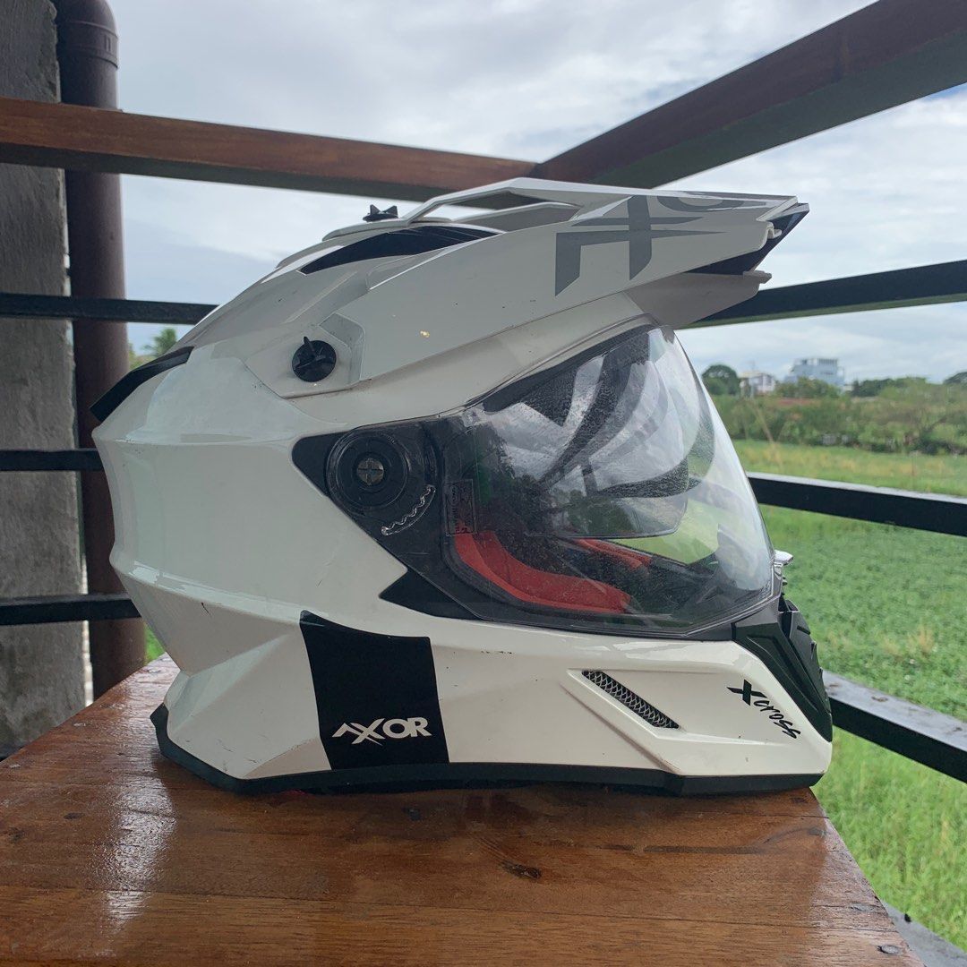 AXOR X-Cross Full Face Dual Visor Helmet (Category: Helmets and other Riding Gears) located in Manila. Submitted by shardz07 (Listing ID 1405762261, Image 1). Description: AXOR X-Cross Solid Color Full Face Dual Visor Adventure Motorcycle Helmet Size: XL BOUGHT from 🍊 app for 5000 in picture 6th.