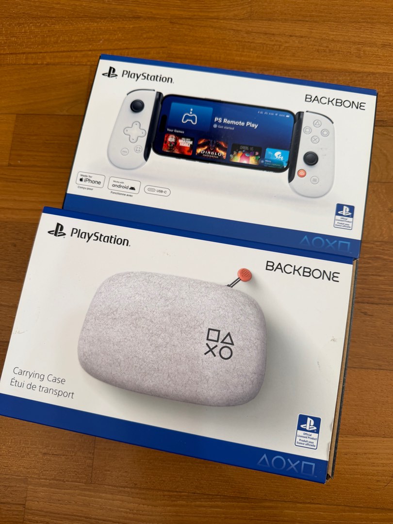 Backbone One Accessory Backbone One (2nd Gen, USB-C) and Carrying Case, Video Gaming, Gaming ...
