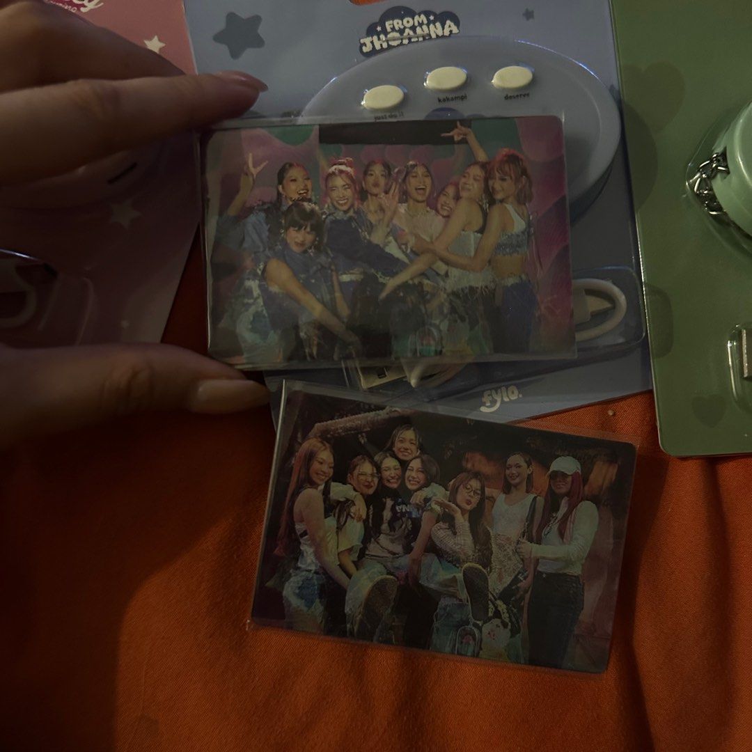 BINI VOICE KEYRING - by fylo (Category: Other Merchandise) located in Quezon City. Submitted by solsabio (Listing ID 1405888764, Image 2). Description: - sealed and brand new - comes with a lenticular photocard per keyring loc: mandaluyong mop: bdo / gcash / seabank mod: gogoxpress / lalamove.