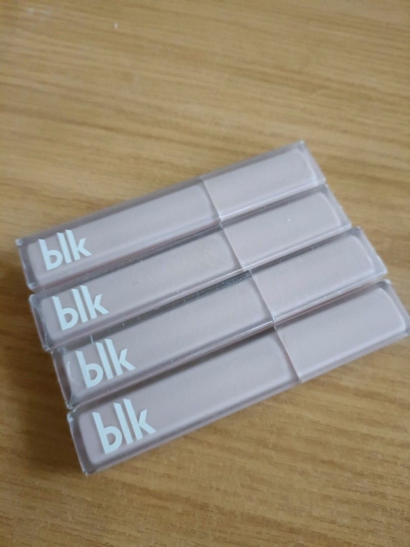 Blk Airy Matte New (Category: Makeup) located in Calamba. Submitted by louisabella2123 (Listing ID 1405805375, Image 1). Description: DREAM GIRL SOLD 🥰.