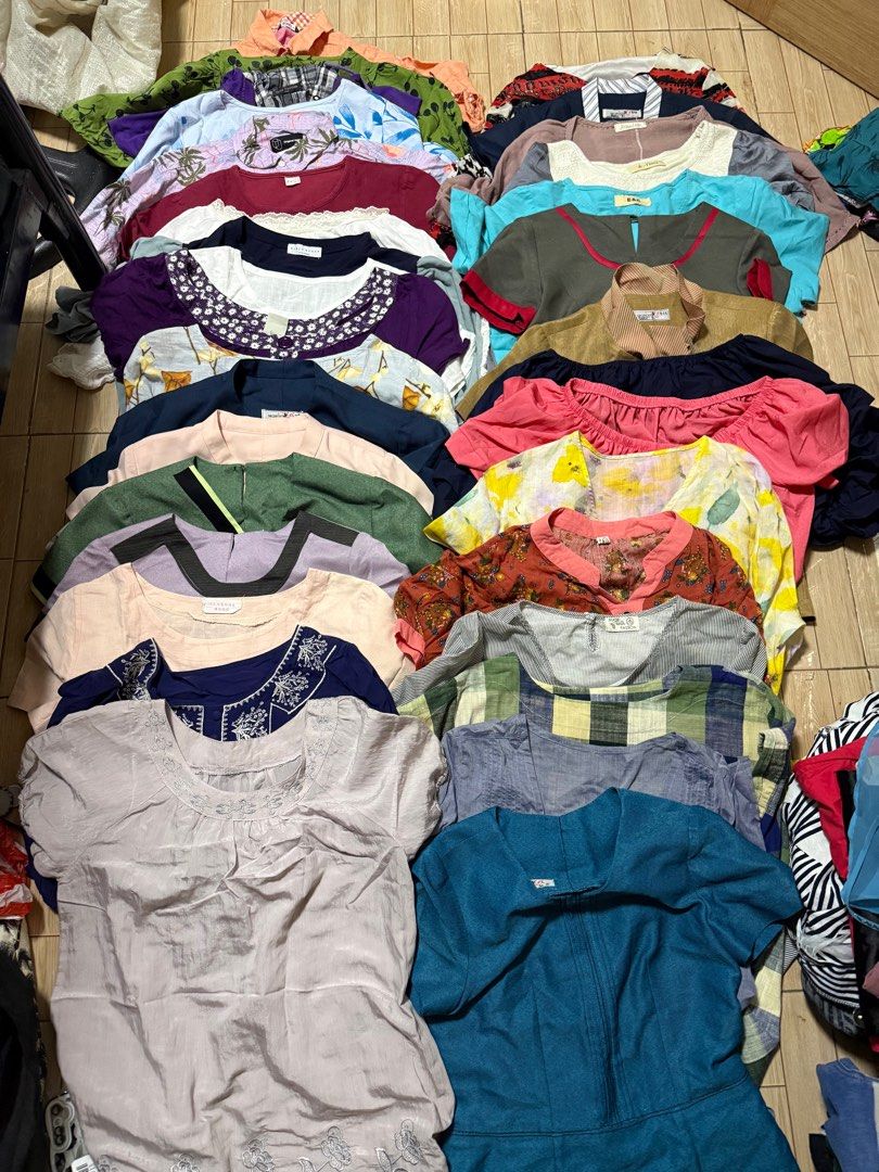 BUNDLE UKAY UKAY FOR SALE (103 pcs exact) (Category: Blouses) located in Quezon City. Submitted by frannecess (Listing ID 1405726653, Image 2). Description: UKAY UKAY BUNDLE FOR SALE DETAILS: Dress: 14 Pants: 17 Shorts: 10 Longsleeve/Jackets: 17 Tshirt: 9 Blouse: 33 Skirt: 3 TOTAL: 103 pcs PLUS FREEBIES DI NA PO LUGI KASI PUMAPATAK NA 10 PESOS EACH LAHAT PO BENTABLES PROMISE. Last pic po yan na ung nakasako na po silang lahat. MESSAGE ME FOR MORE