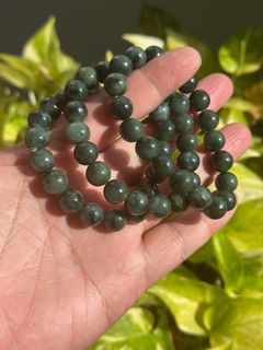 (Category: ) located in . Submitted by Jadeite88 (Listing ID 1405725793, Image 1). Description: .